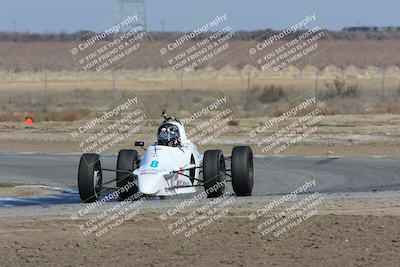 media/Feb-19-2022-Cal Club SCCA Super Tour (Sat) [[420969159b]]/Group 3/Race (Grapevine)/